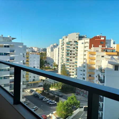 Rocha Prime Center Garage Flat 아파트 포티마오