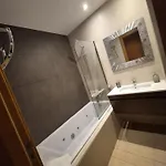 Rocha Prime Center Garage Flat Апартаменти Портіман