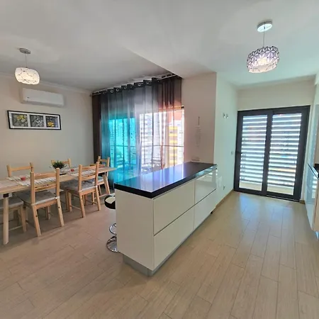 Rocha Prime Center Garage Flat 公寓 *