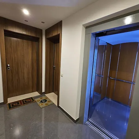 Rocha Prime Center Garage Flat 公寓