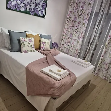 Rocha Prime Center Garage Flat * 포티마오