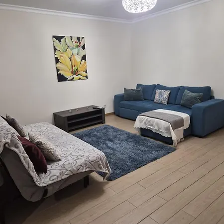 Апартаменти Rocha Prime Center Garage Flat