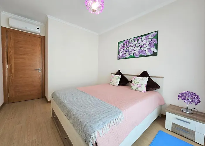 Апартаменты Rocha Prime Center Garage Flat *