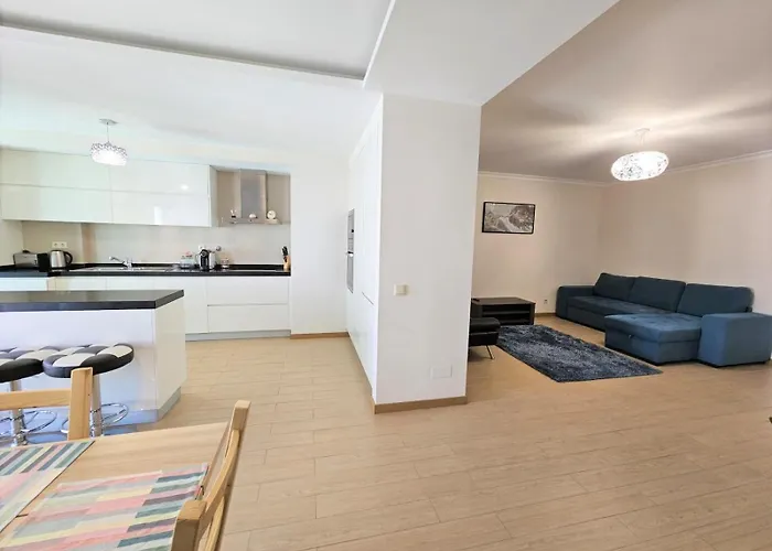 Апартаменты Rocha Prime Center Garage Flat *