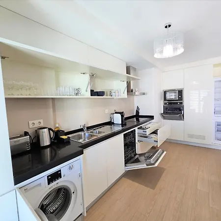 Rocha Prime Center Garage Flat بورتيماو